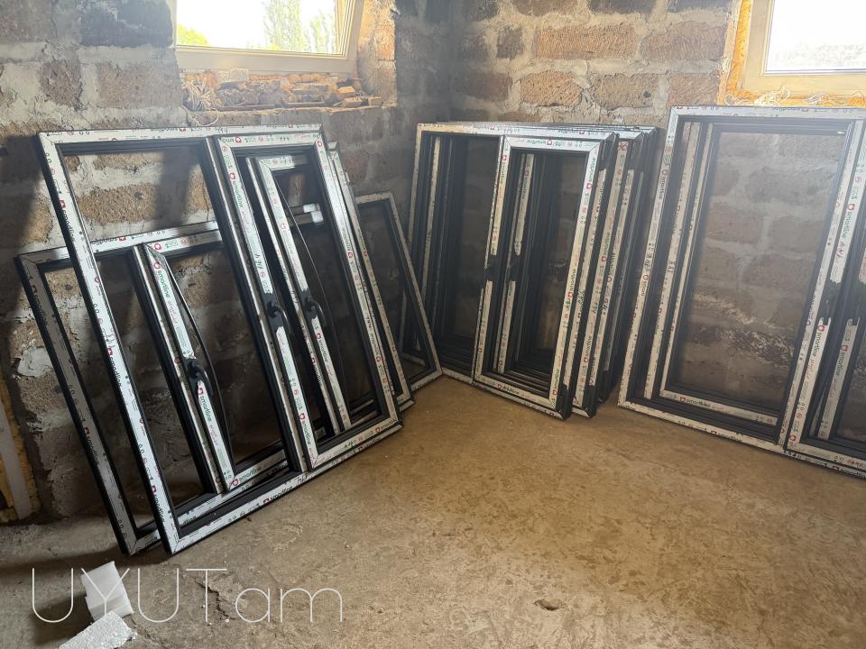 Եվրո դուռ պատուհանի ԱՊԱՌԻԿ վաճառք