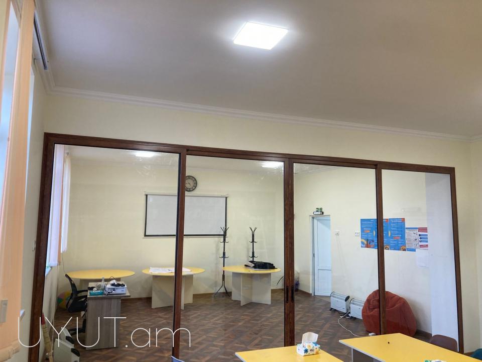 Մետաղապլաստե և ալյումինե սլայդ դռներ –  FARMPLAST LLC
