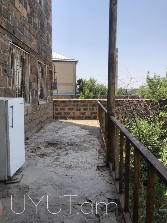 ՎԱՃԱՌՎՈՒՄ Է 2 ՀԱՐԿԱՆԻ ԱՌԱՆՁՆԱՏՈՒՆ ԱԲՈՎՅԱՆՈՒՄ (ՄԱՆՍԱՐԴԻ ՀՆԱՐԱՎՈՒԹՅԱՄԲ) (7րդ միկրոշրջան) 1 թաղ ընդհանուր մակերեսը