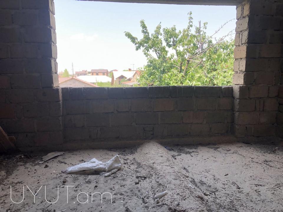 ՎԱՃԱՌՎՈՒՄ Է 2 ՀԱՐԿԱՆԻ ԱՌԱՆՁՆԱՏՈՒՆ ԱԲՈՎՅԱՆՈՒՄ (ՄԱՆՍԱՐԴԻ ՀՆԱՐԱՎՈՒԹՅԱՄԲ) (7րդ միկրոշրջան) 1 թաղ ընդհանուր մակերեսը