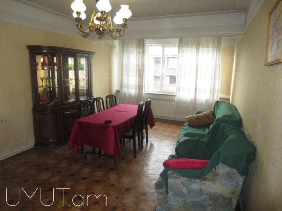 Մամիկոնյանց փող 4 սենյակ կոդ 4006 
