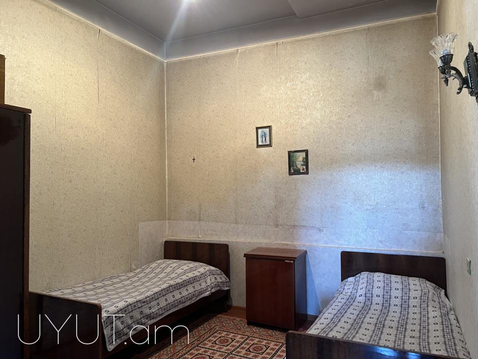 Տունը գտնվում է լավ վիճակում 
