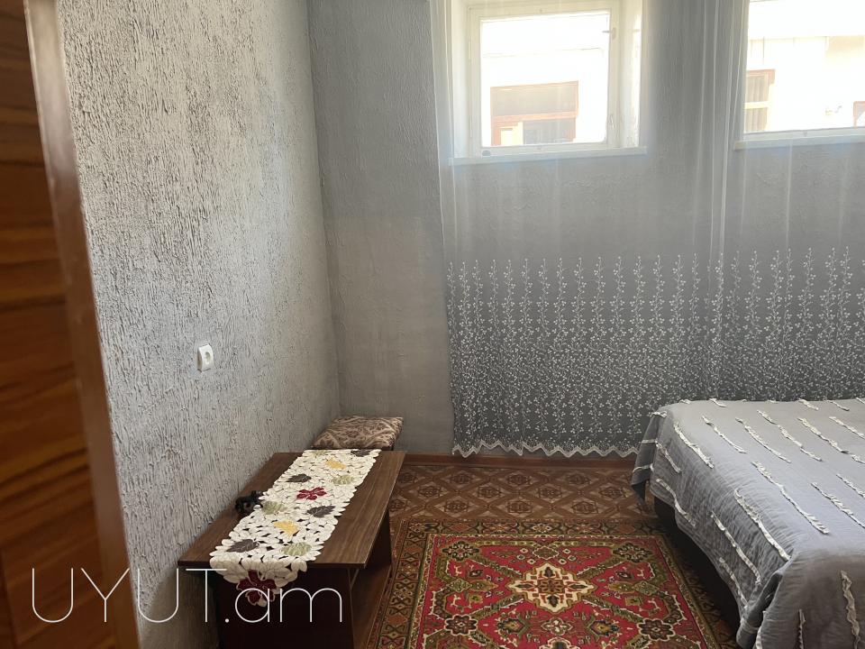 Տունը գտնվում է լավ վիճակում 
