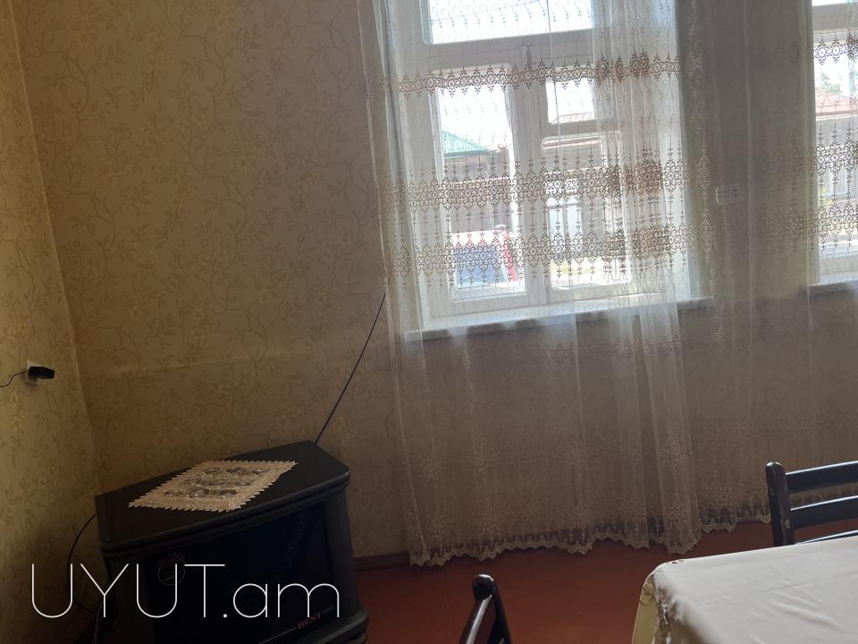 Տունը գտնվում է լավ վիճակում 