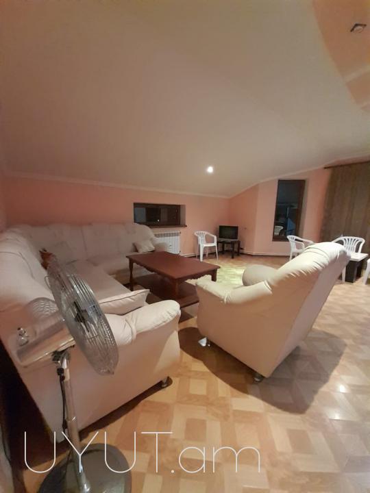 Օրավարձով բնակարան Квартира посуточно Apartment for daily rent