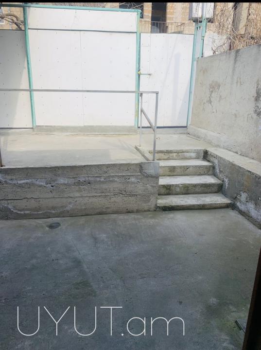 Տրվում է վարձով սեփական տուն 