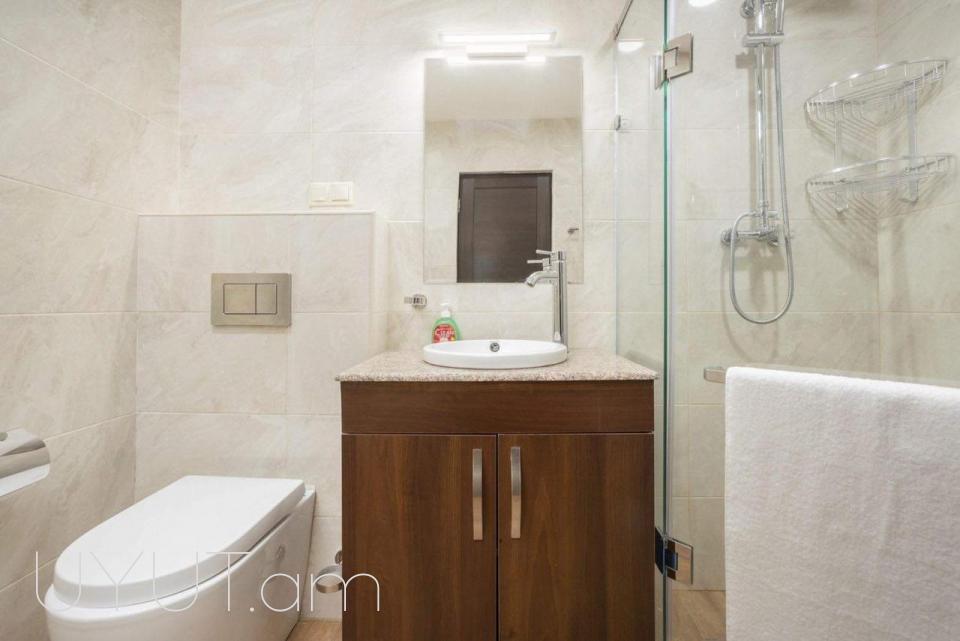 Բյուզանդ 17 հասցեում , օրավարձով 2 սենյականոց բնանարան