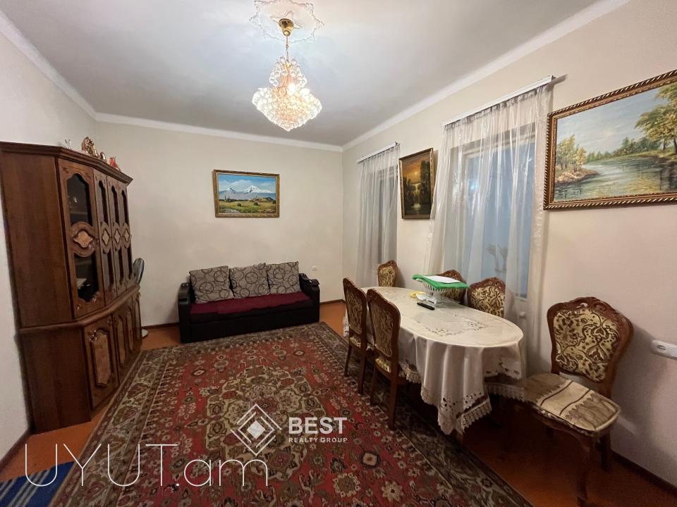 Վաճառվում է 3 սենյականոց սեփական տուն Նոր Արեշում