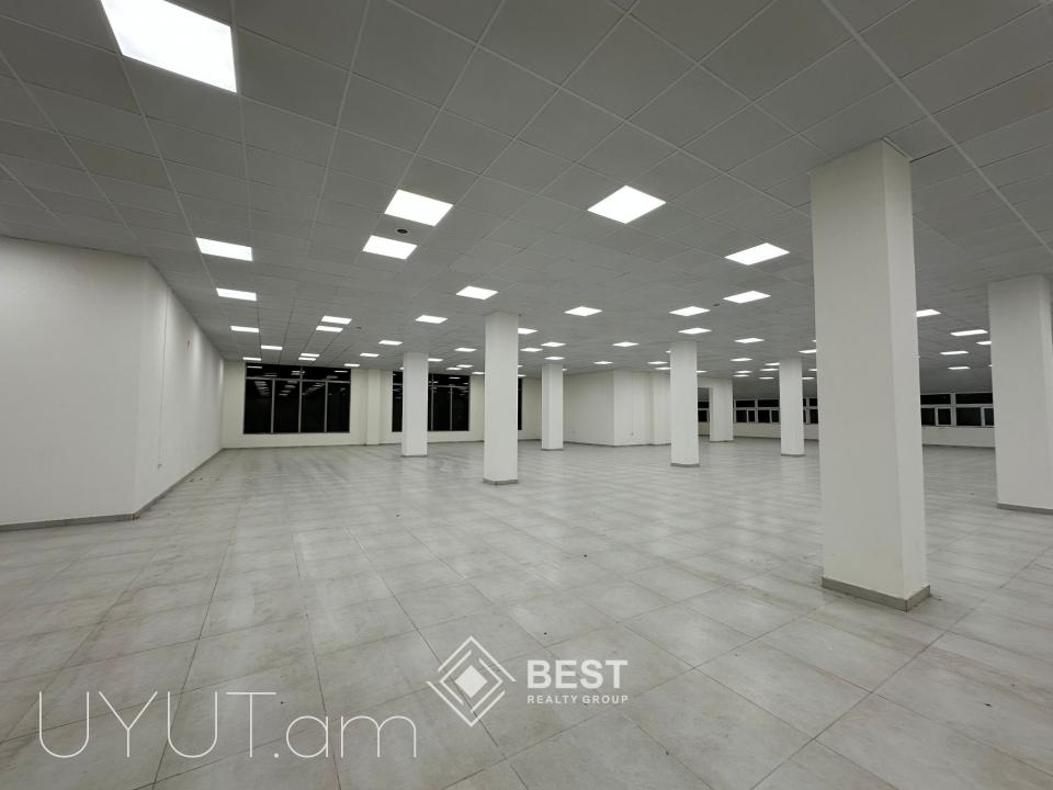 Դավթաշենում, նորակառույց շենքի առաջին հարկում, վաճառվում է ընդարձակ, բազմաֆունկցիոնալ գույք