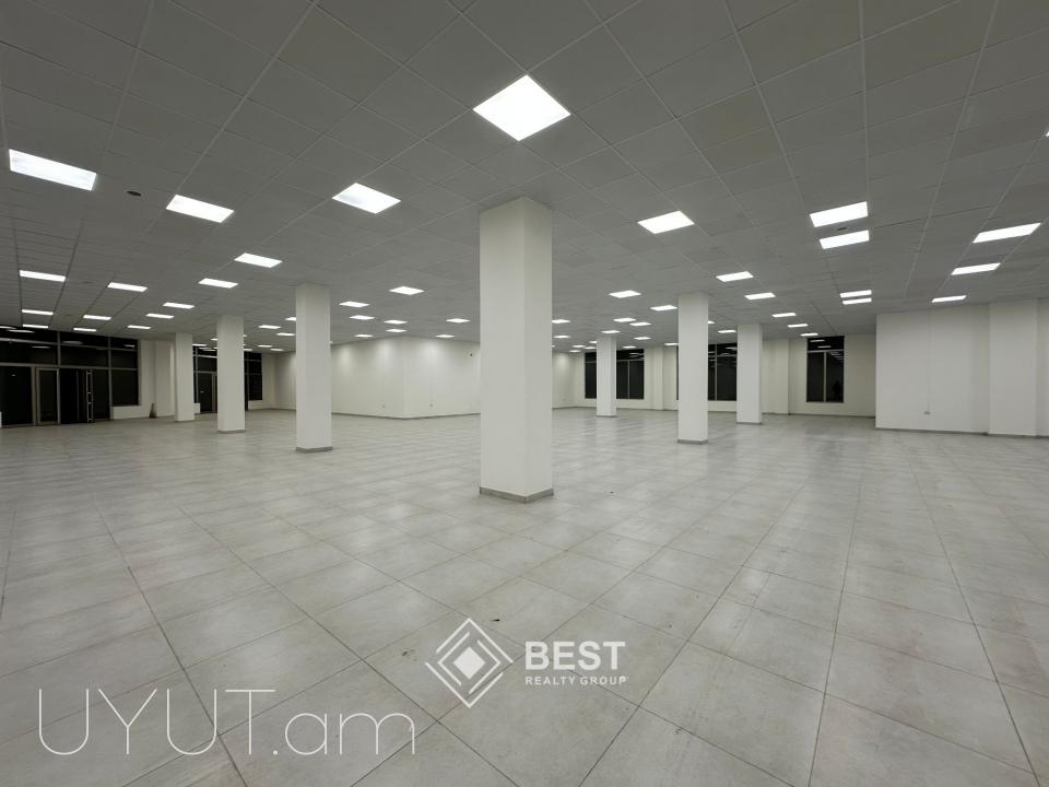 Դավթաշենում, նորակառույց շենքի առաջին հարկում, վաճառվում է ընդարձակ, բազմաֆունկցիոնալ գույք