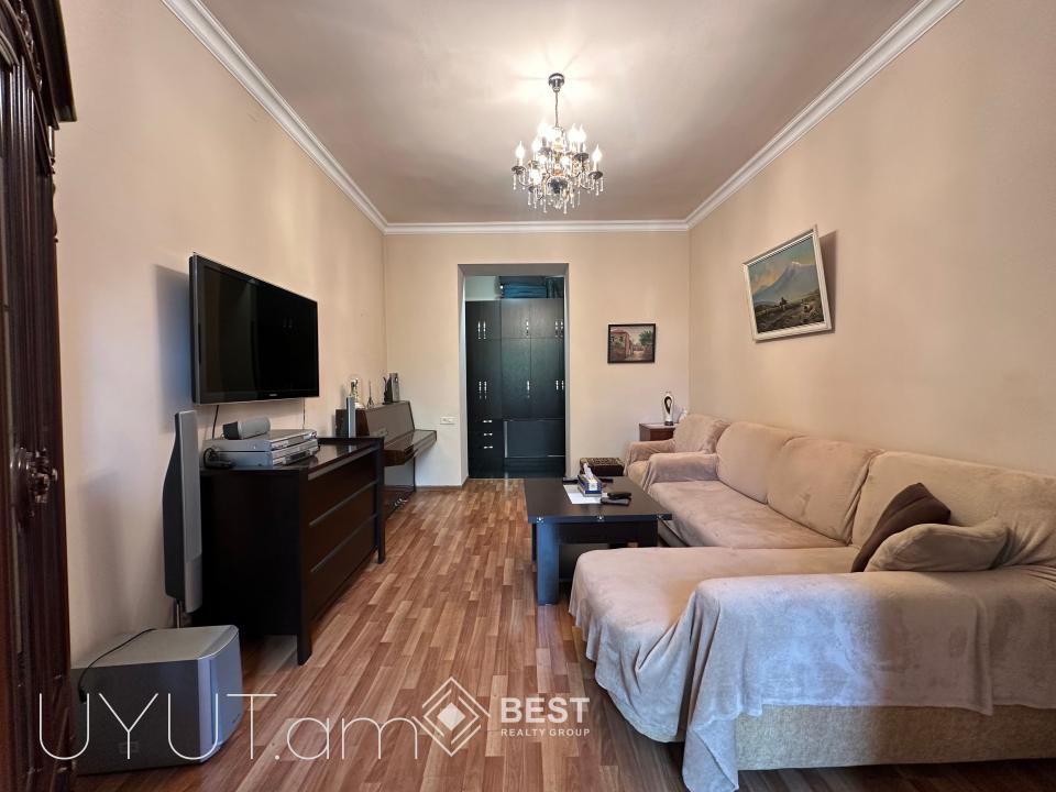 Կիևյան փողոցում, վարձով է տրվում լուսավոր և արևոտ բնակարան