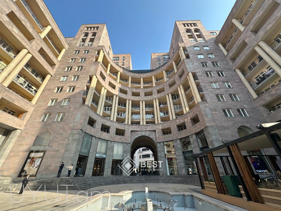 Հյուսիսային պողոտայում, վարձով է տրվում ընդարձակ 4 սենյականոց բնակարան։