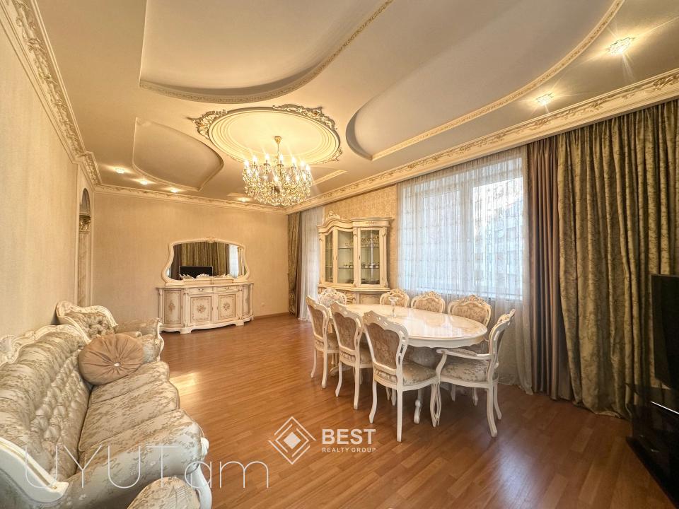 Հյուսիսային պողոտայում, վարձով է տրվում ընդարձակ 4 սենյականոց բնակարան։