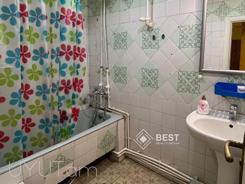 Էրեբունիում ` Արցախի պողոտայում, վարձով է տրվում 2 սենյակը 3 դարձրաց բնակարան