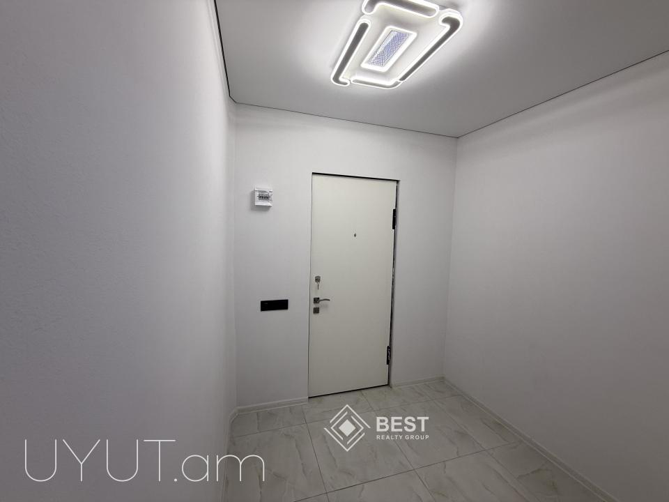 Աջափնյակում, Նորաշեն թաղամասում վաճառվում է 2 սենյականոց բնակարան