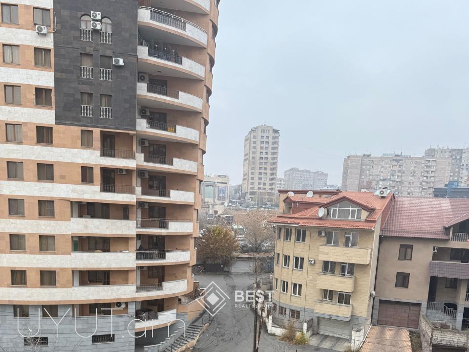Արաբկիրում ` Նորակառույց շենքում, վաճառվում է 3 սենյականոց բնակարան 
