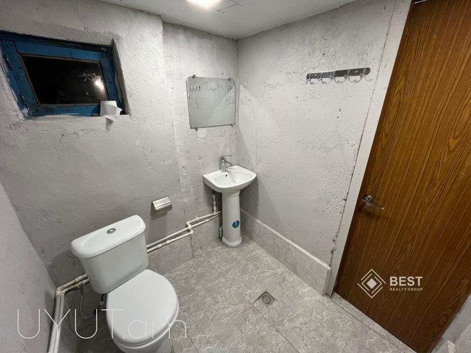 Էրեբունիում, Սասունցի Դավիթ փողոցում, վարձով է տրվում 1 սենյականոց քարե տուն