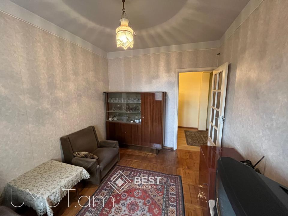 Սողոմոն Տարոնցի փողոցում` մետրոյի հարևանությամբ, վաճառվում է 4 սենյականոց բնակարան
