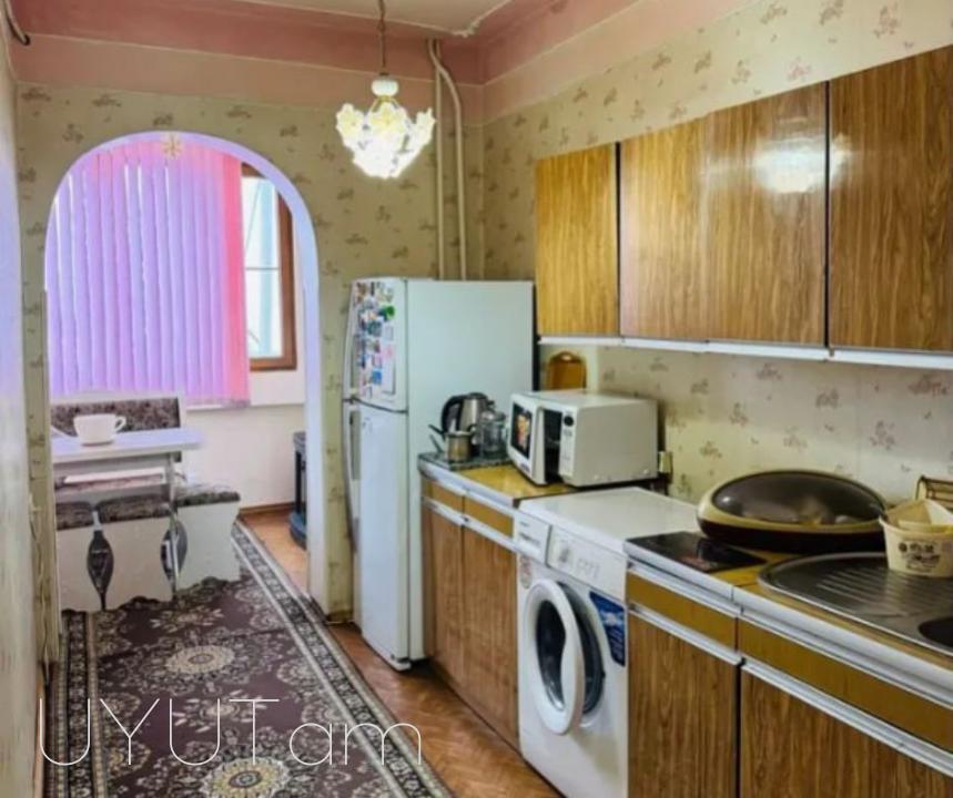 Երևան մոլի հարևանությամբ վաճառվում է 3 սենյականոց բնակարան