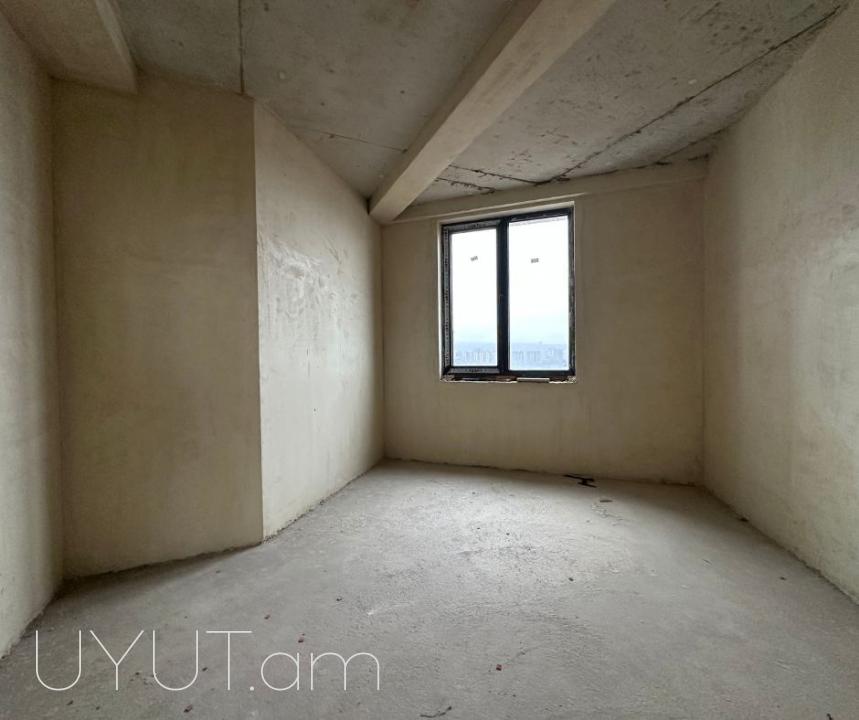 Երևան պարկի հարևանությամբ, նորակառույց շենքում վաճառվում է ընդարձակ 4 սենյականոց բնակարան 