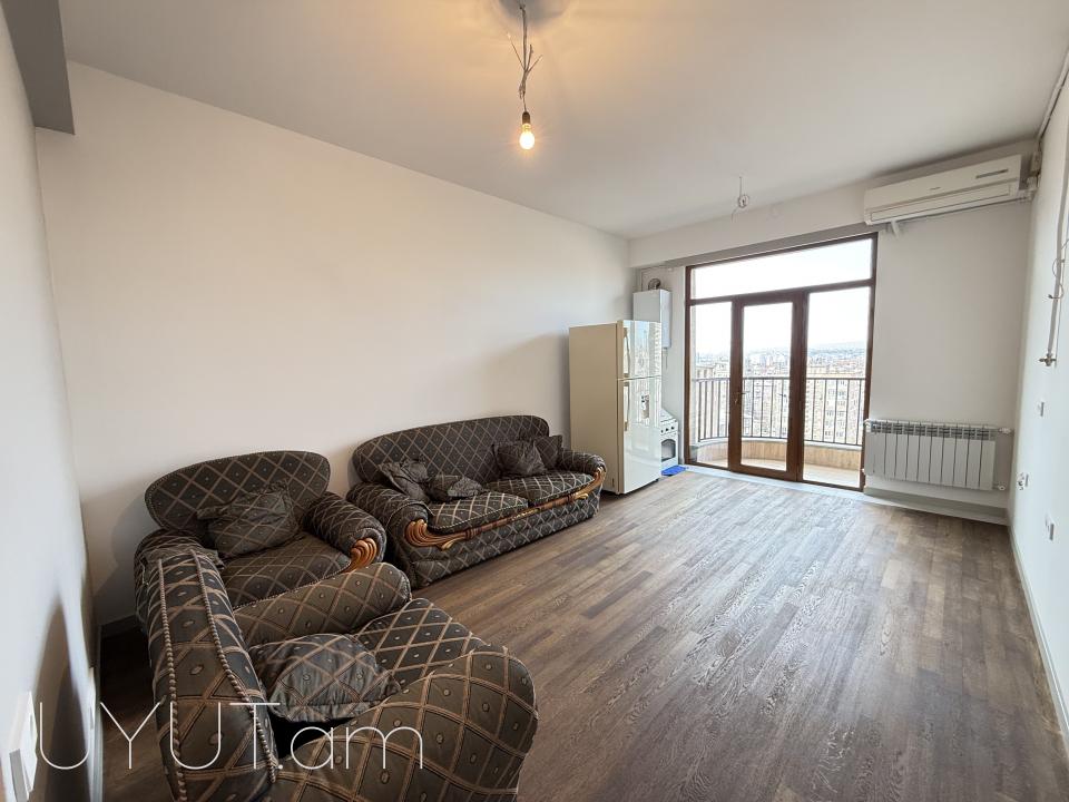 Հր. Քոչար փողոցում, նորակառույց շենքում , վաճառվում է 3 սենյականոց բնակարան