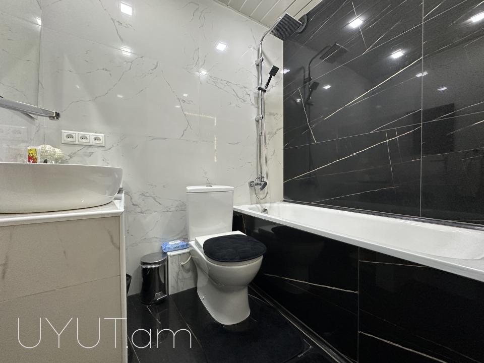 Աջափնյակ թաղամասում, նորակառույց շենքում, վաճառվում է 3 սենյականոց բնակարան:
