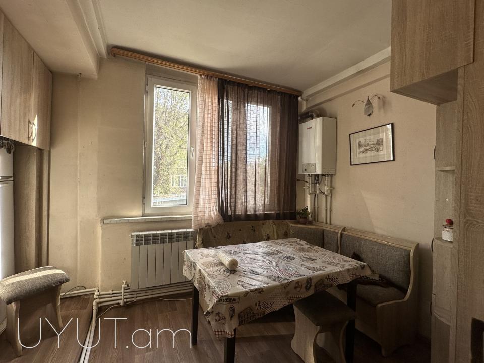 Տիգրան Մեծ Նար-Դոս խաչմերուկին կից, վաճառվում է ընդարձակ և լուսավոր բնակարան