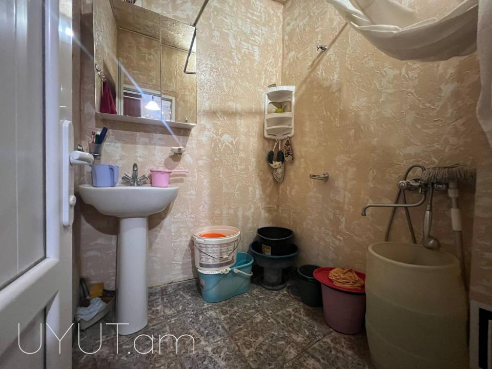 Նոր Նորքում ՝ Գայի պողոտայում, վաճառվում է 2 սենյականոց բնակարան