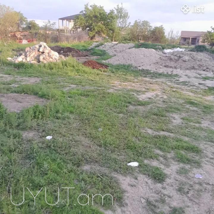 Վաճառվում է 1100 քմ մակերեսով հողատարածք 