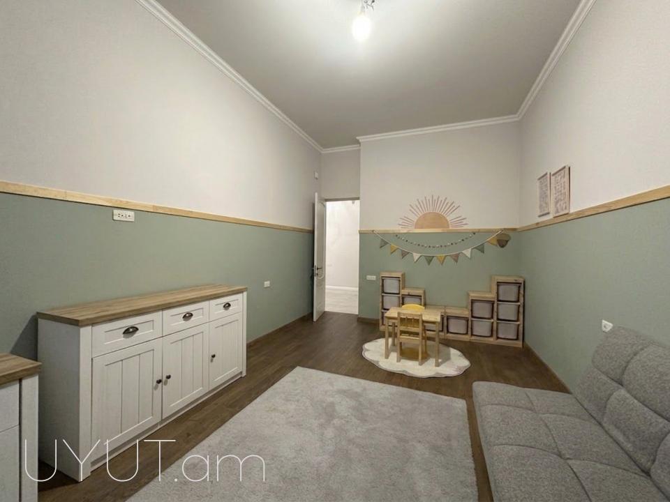 Զեյթունում՝ Գոգոլի փողոցում վարձով է տրվում ընդարձակ առանձնատուն