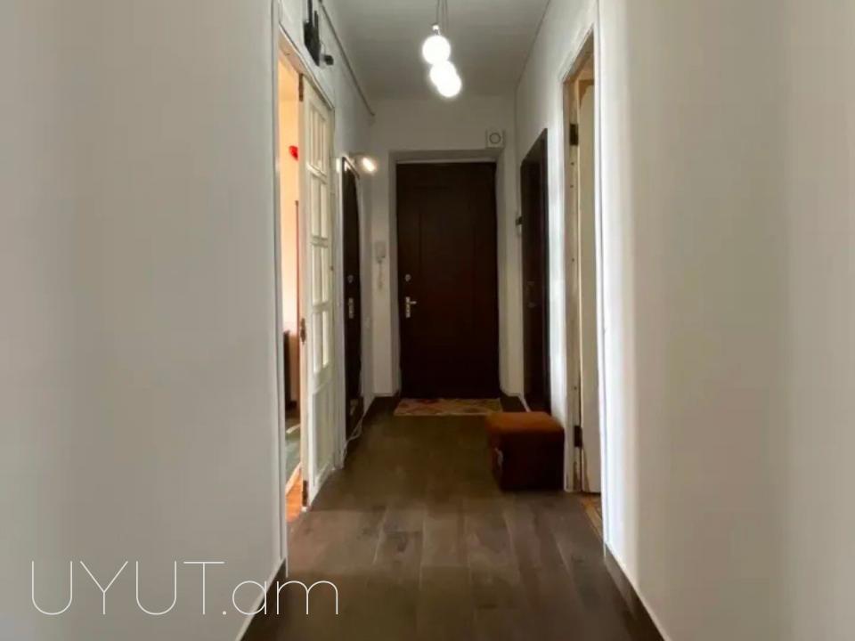 Վաճառվում է 4 սենյականոց բնակարան Կոմիտասի պողոտայում