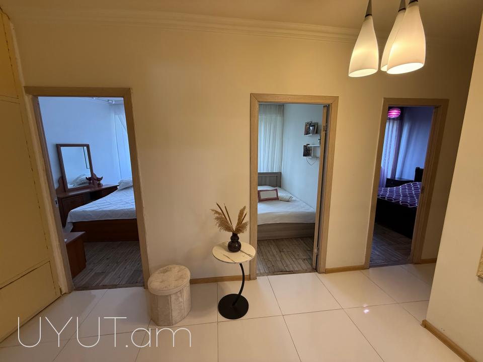  Խաղաղ Դոնի փողոցում վաճառվում է 4 սենյականոց ընդարձակ բնակարան