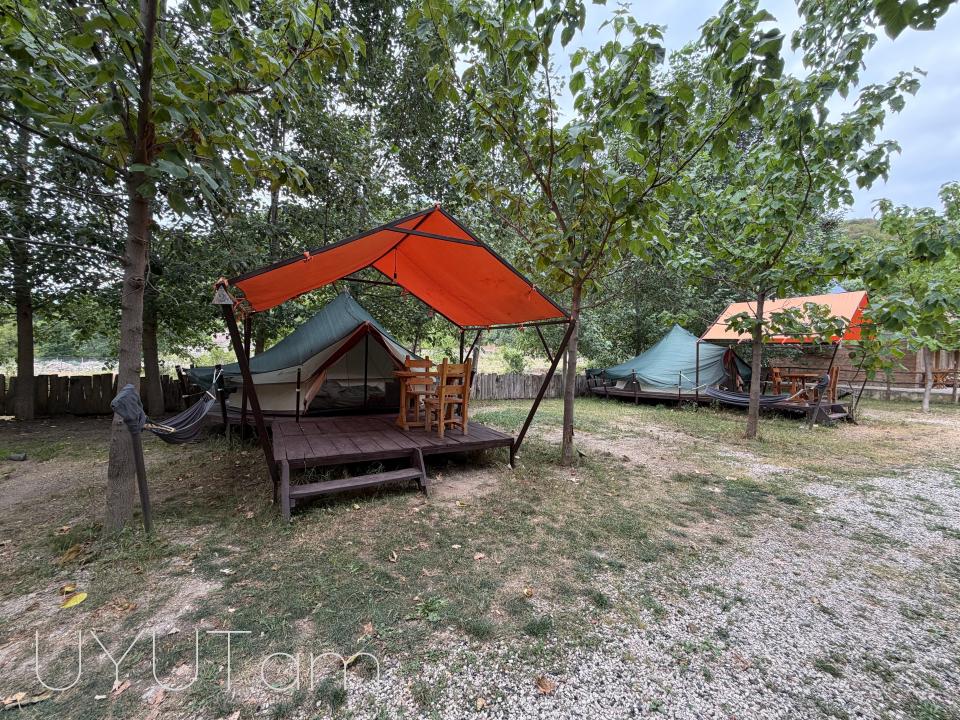 Վաճառվում է գործող բիզնես Դիլիջանում 