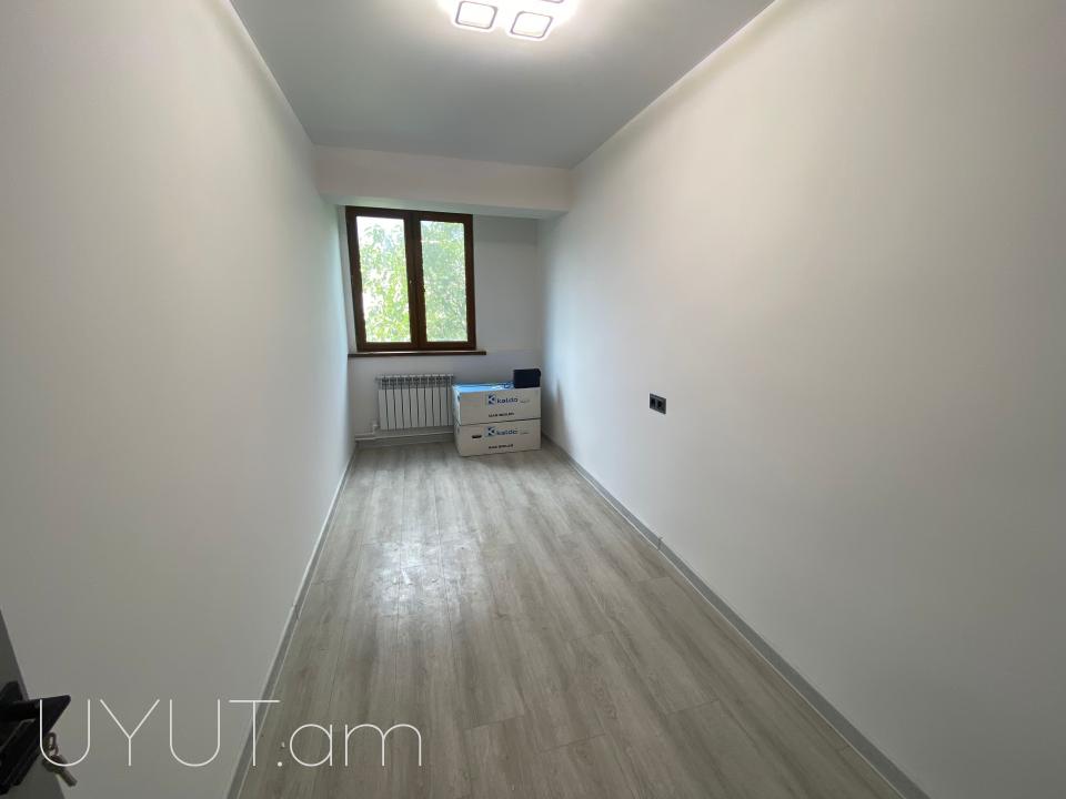 Արաբկիրում ՝ Վ․ Փափազյան փողոցում վաճառվում է 2 սենյականոց բնակարան