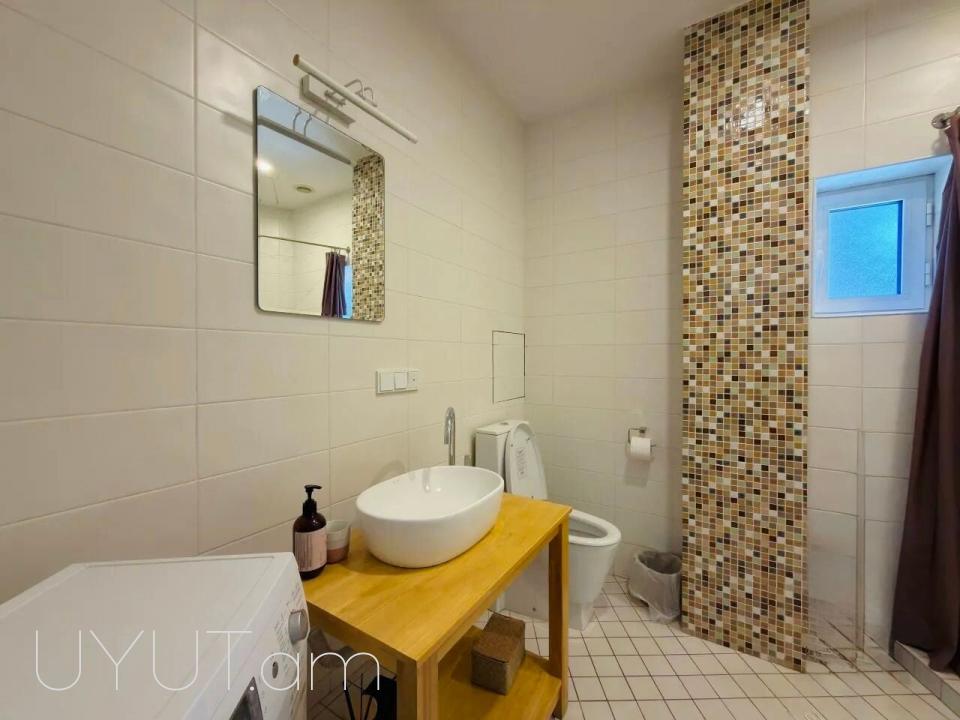 Կենտրոնում՝ Նար-Դոս փողոցում, նորակառույց շենքում վաճառվում է ստուդիո բնակարան