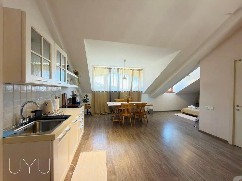 Կենտրոնում՝ Նար-Դոս փողոցում, նորակառույց շենքում վաճառվում է ստուդիո բնակարան
