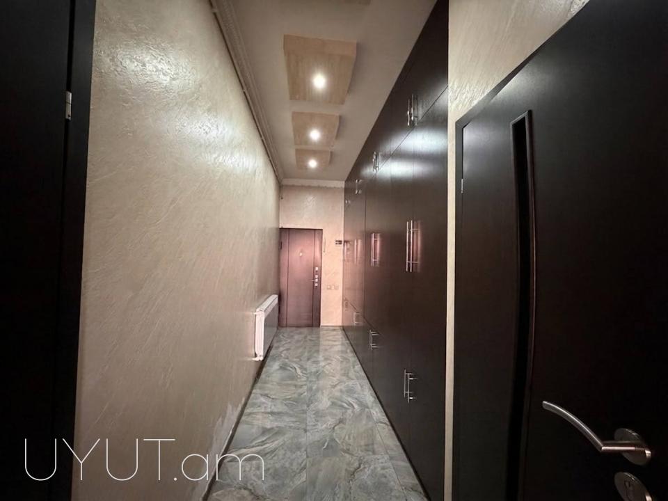 Աջափնյակ համայնքի լավագույն հատվածում նորակառույց շենքում վաճառվում է 3 սենյականոց բնակարան