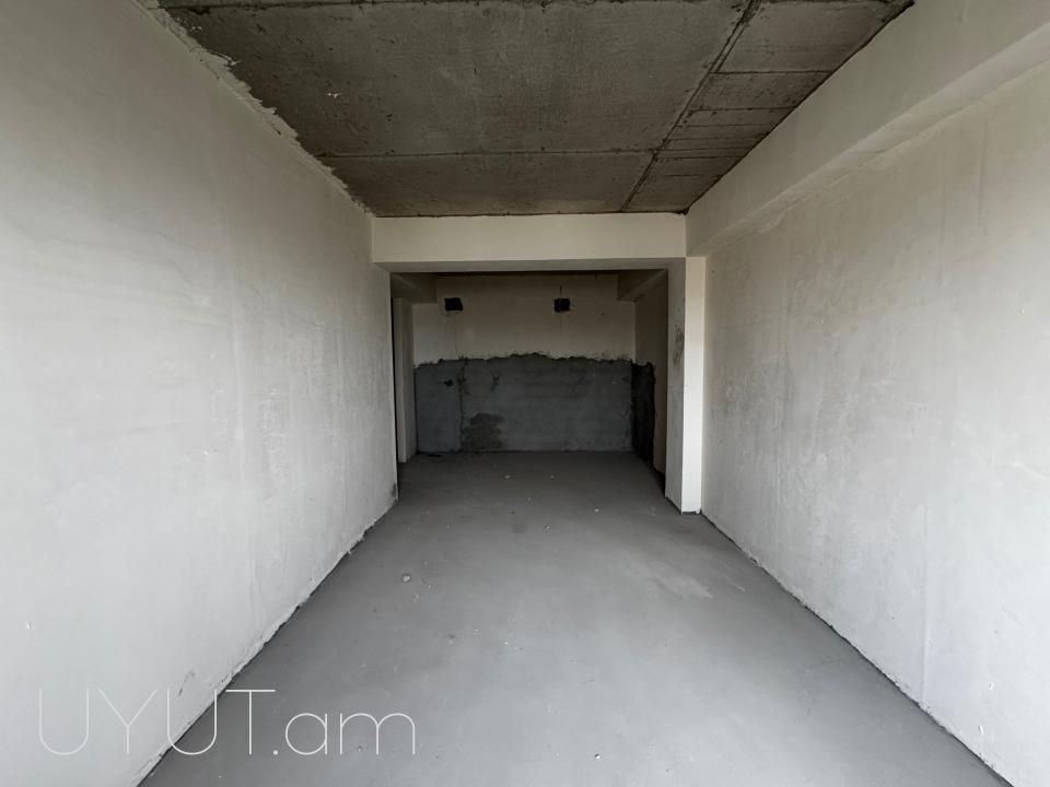 Վաճառվում է 2 սենյականոց բնակարան Նոր Երևան թաղամասում