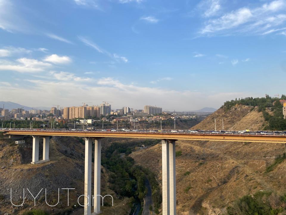 Վաճառվում է հողատարածք Արաբկիրում՝ Համո Սահյան փողոցում։
