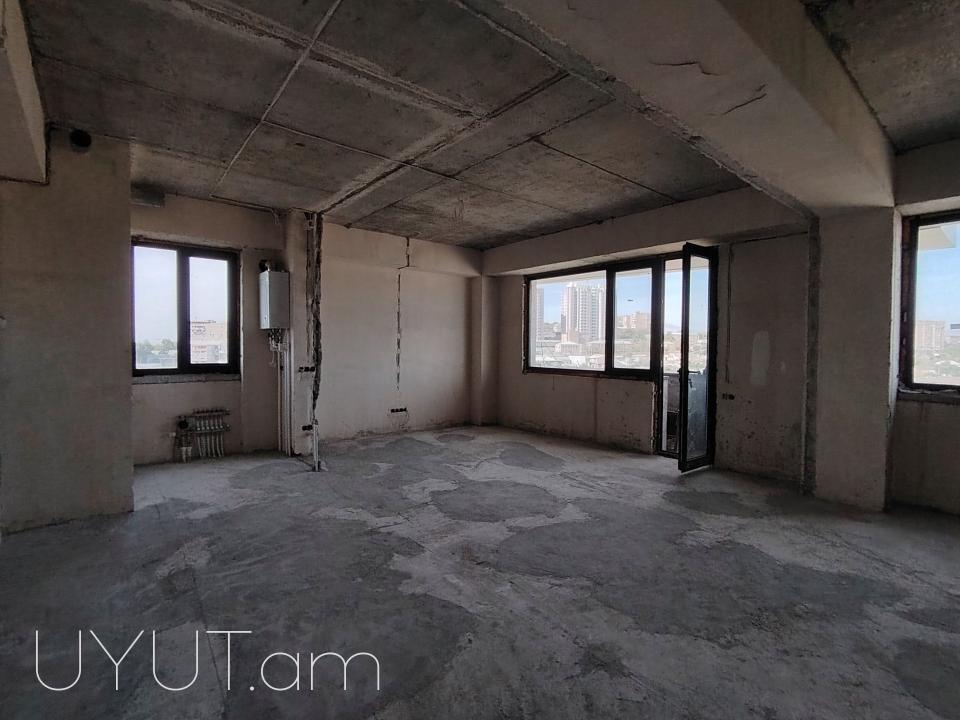 Վաճառվում է 3 սենյականոց բնակարան Աճառյան փողոցում, նորակառույց շենքում