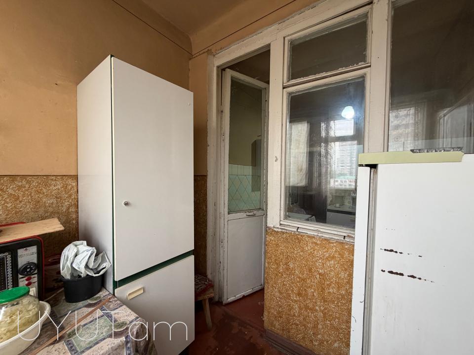 Շիրազի փողոցում, Զովք սուպերմարկետի հարևանությամբ շտապ վաճառվում է ներդրումային գույք