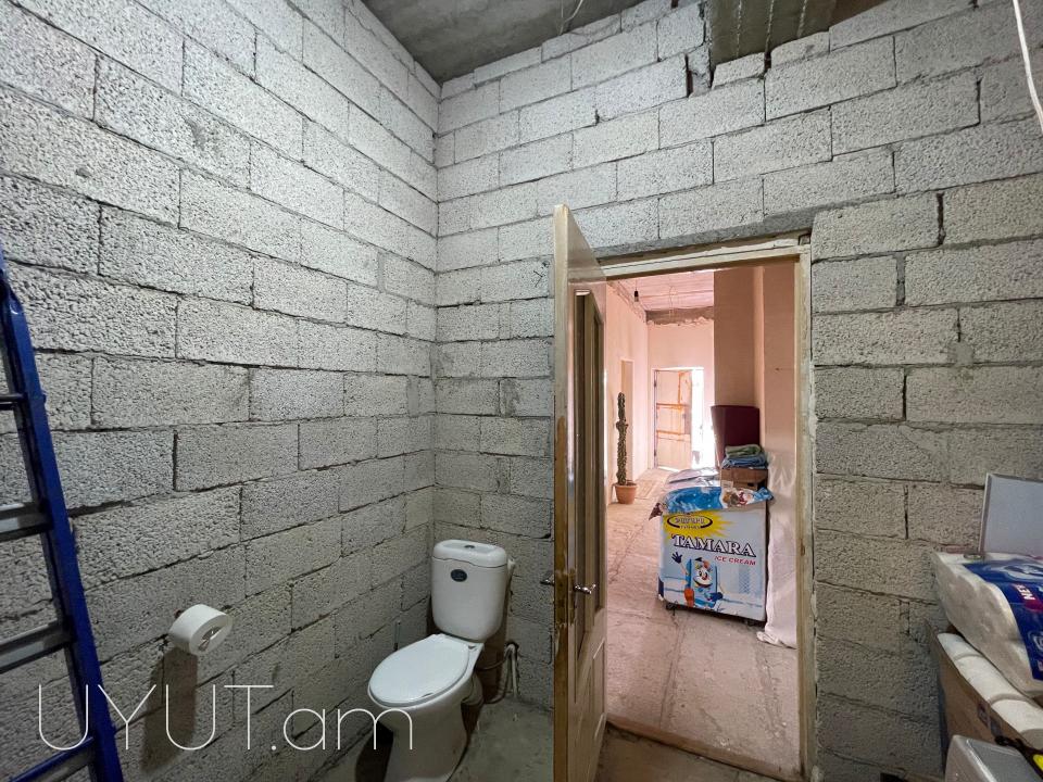 Վաճառվում է նորակառույց, մեկհարկանի սեփական տուն Կոտայքի մարզի Բալահովիտ գյուղում