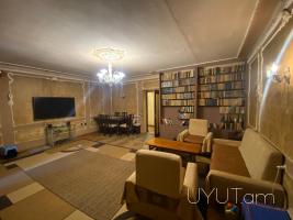 Կոմիտաս–Փափազյան խաչմերուկի հարևանությամբ վաճառվում է 3 սենյականոց բնակարան։