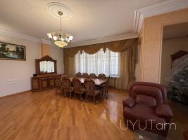 Վարձով է տրվում 5 սենյականոց առանձնատուն Էրեբունիում` Դավիթ Բեկ փողոցում Վարձով է տրվում 5 սենյականոց առանձնատուն Էրեբունիում` Դավիթ Բեկ փողոցում