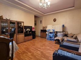 Երևան մոլի հարևանությամբ վաճառվում է 4 սենյականոց սեփական տուն Երևան մոլի հարևանությամբ վաճառվում է 4 սենյականոց սեփական տուն