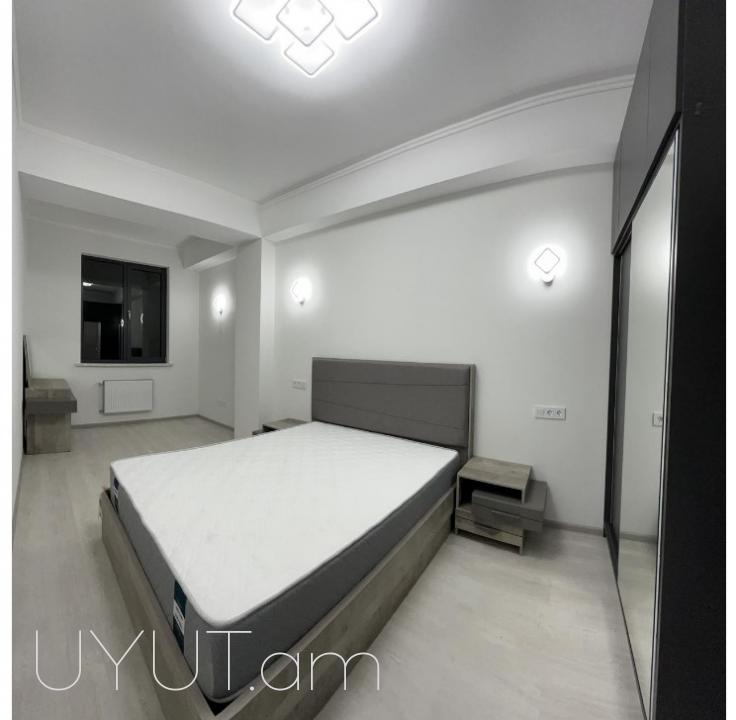 3 սենյականոց բնակարան նորակառույց շենքում