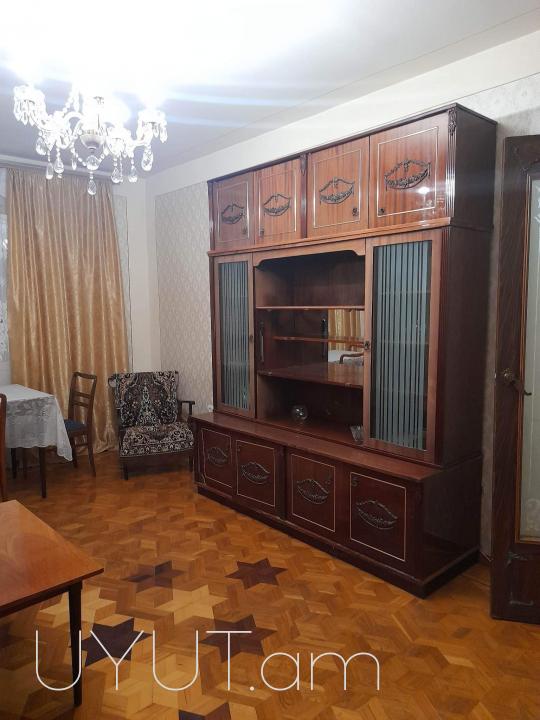 Erkarajamket e trvum  bnakaran Mamikonyan poxocum