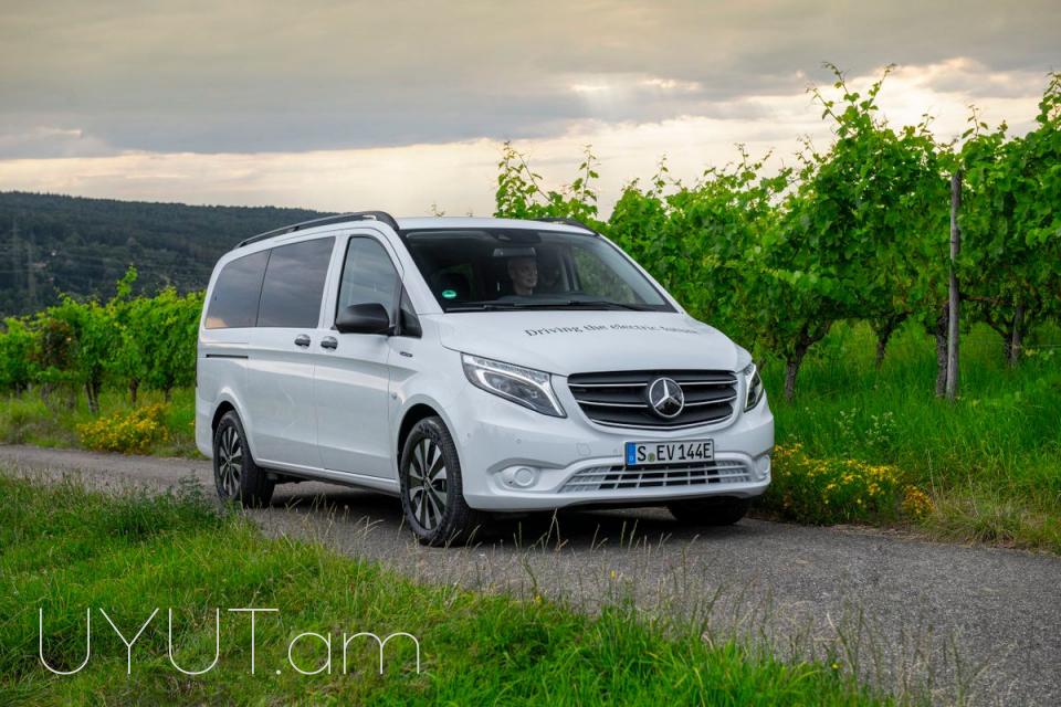 Rostov Uxevorapoxadrum → ՀԵՌ : → | Հեռ: 095-49-50-60 → | Հեռ: 091-49-50-60