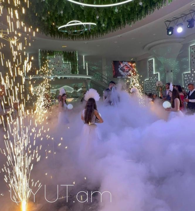 Հարսանեկան շոու, հարսանեկան պար, բակում պարողներ, հրեշտակների պար, harsanekan par