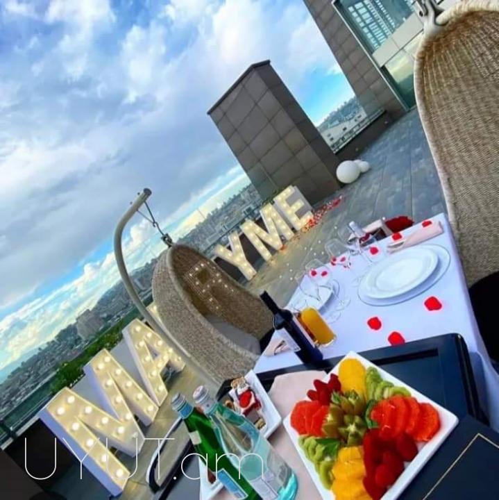 lusavor tarer, լուսային տառեր, լույսերով տառեր, լույսերով թվեր, լուսավորվող տառեր, լուսավոր տառեր և թվեր
